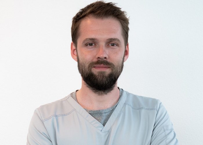 Dr. medic (RO) Alex Costache Facharzt für Plastische, Rekonstruktive und Ästhetische Chirurgie 