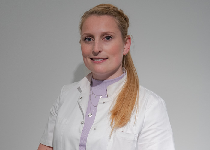 Liza van Ballegooijen Behandelaar