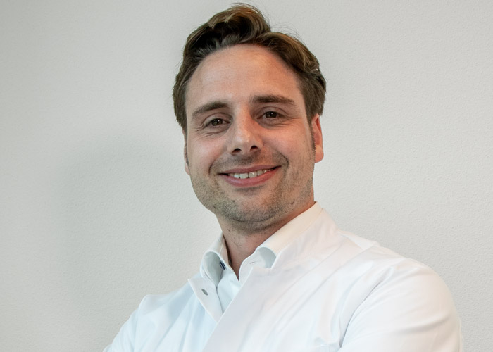 Rik Schoemakers Clinic Deals behandelaar