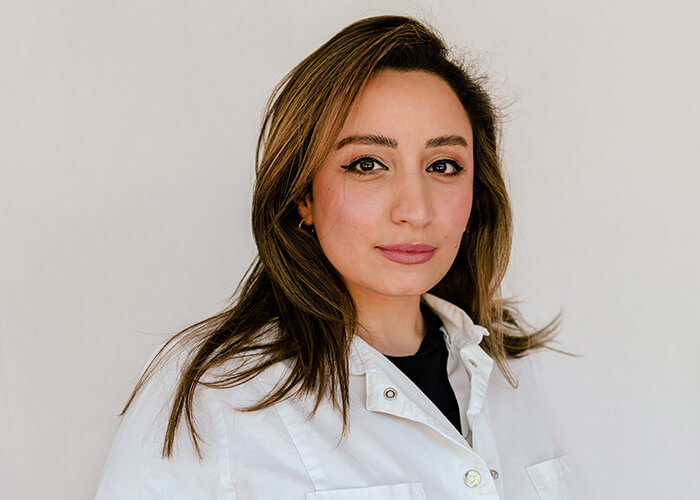 Sana Ali Clinic Deals behandelaar