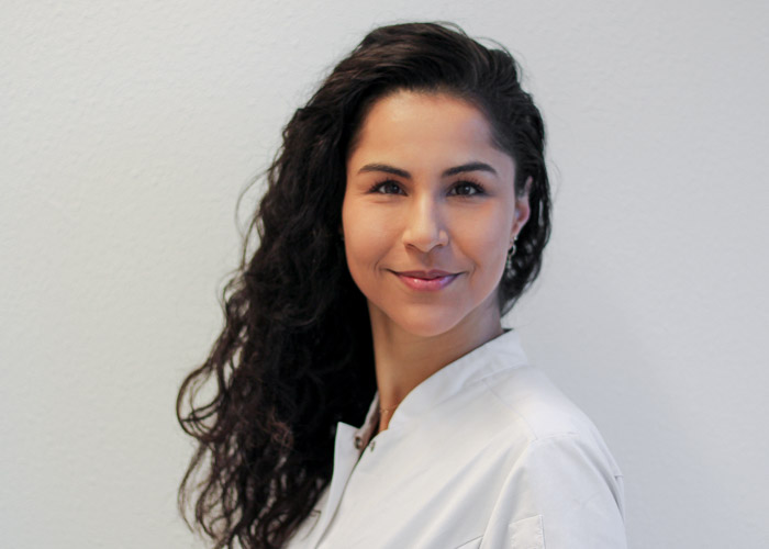 Sjobha van den Berg Behandelaar | Cosmetisch arts KNMG