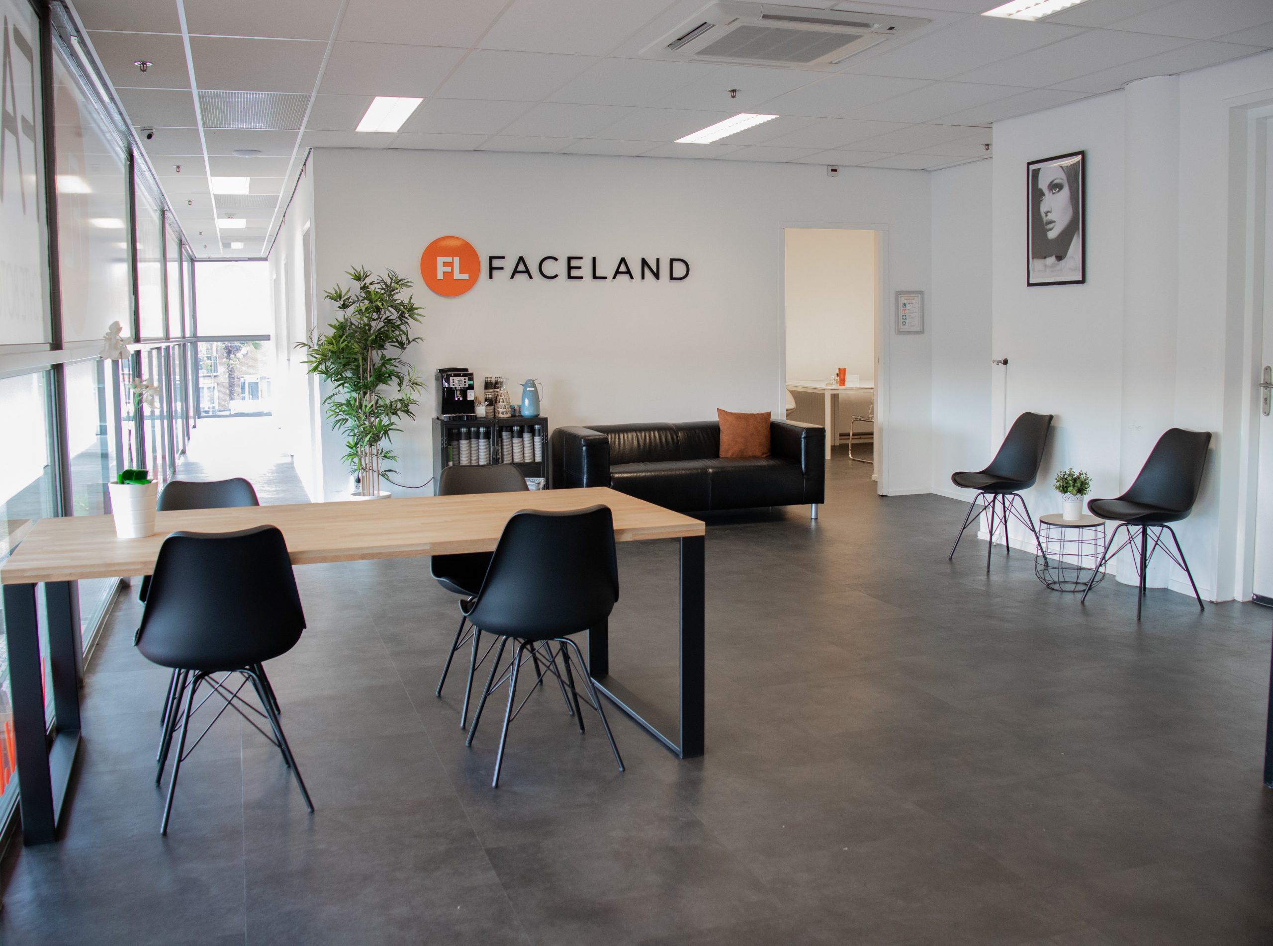 Faceland Barendrecht