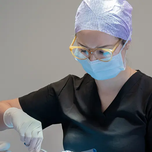 arts tijdens operatie Murielle