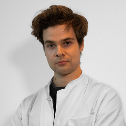 Dr. Lowie Vandenberghe