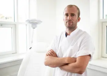 Jort Fekkes Cosmetisch arts | Clinic Deals behandelaar