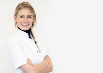 Suzanne van Soest-Valkenet Cosmetisch arts KNMG | Behandelaar