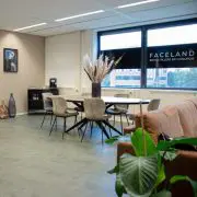Faceland Amsterdam Schiphol