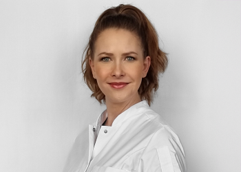 Stacey  de Leeuw Physician Assistant