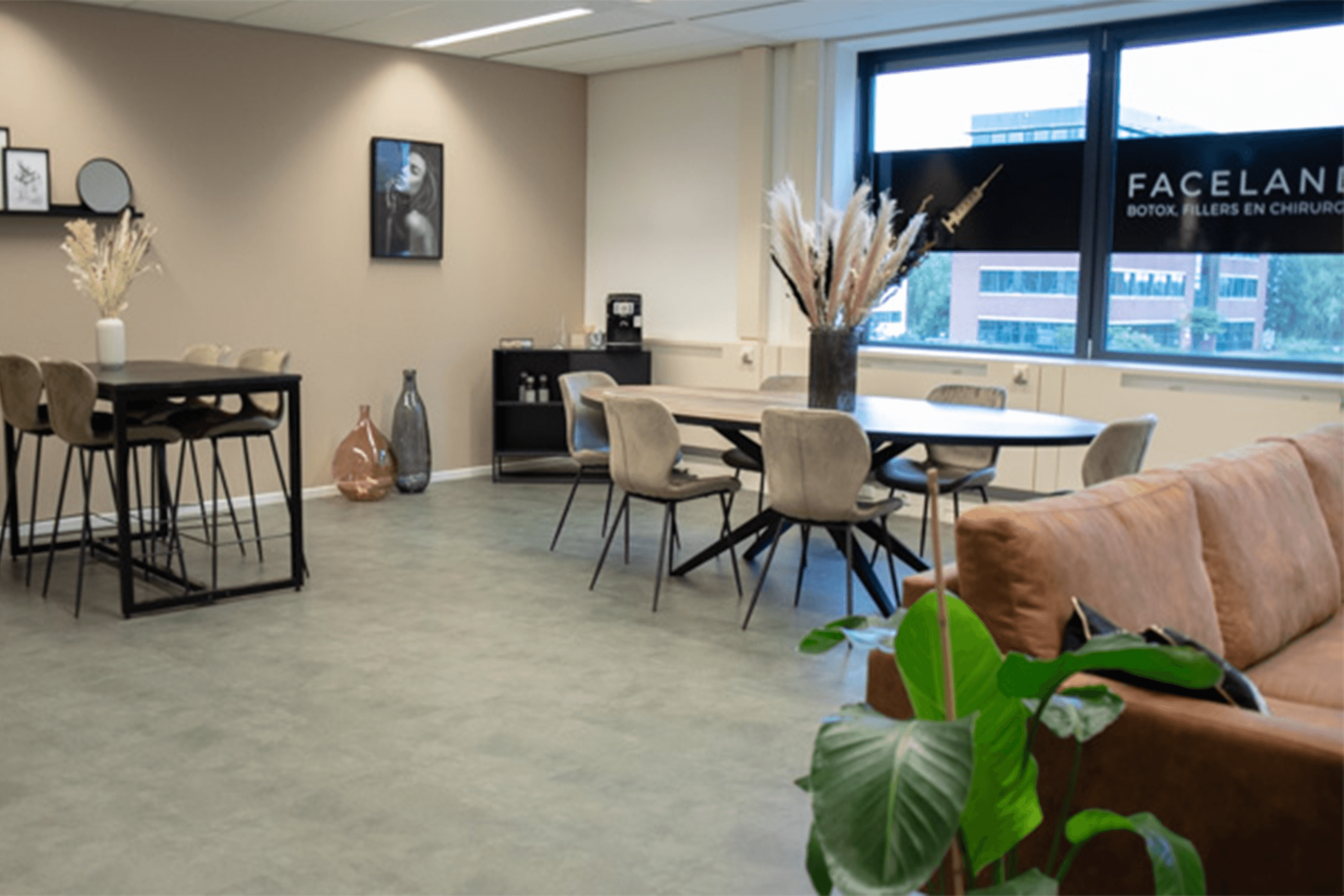 Faceland Amsterdam Schiphol