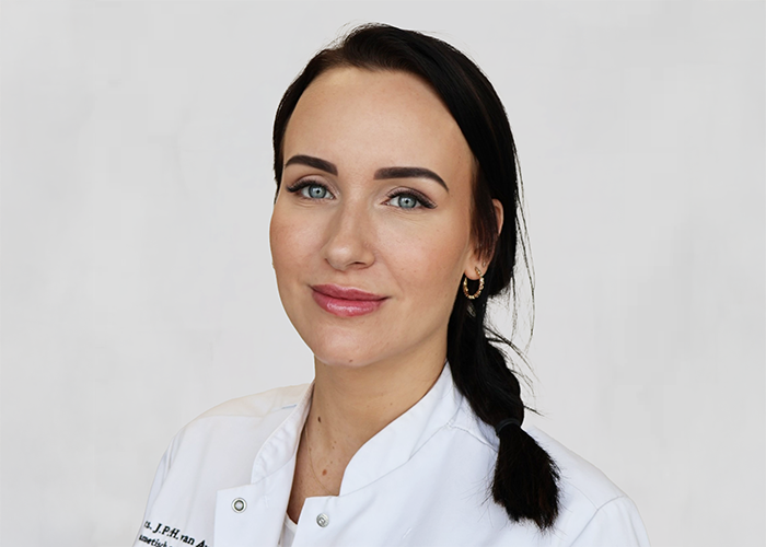 Janne van Avendonk Behandelaar | Cosmetisch arts KNMG 