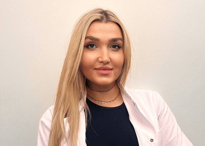 Dr. Louise Peirsman Médecin, médecine esthétique non chirurgicale 