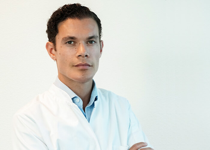 Serge Steenen Premium behandelaar | Cosmetisch arts KNMG